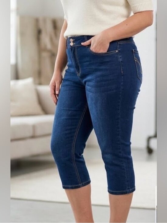 Denim - Women's Dark Blue Stretch Cropped Jeans Capri, curvy size 16 comfortable 1100